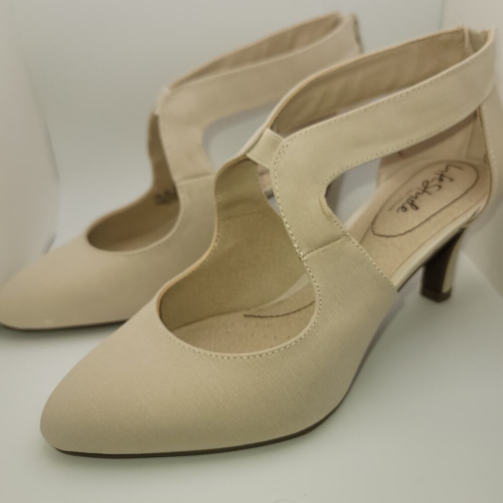Life Stride Womens Giovanna 2 Pumps Neutral Shade Cutout Almond Toe
